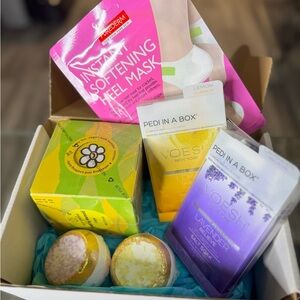 Voesh Pedi in a Box & Body Bundle